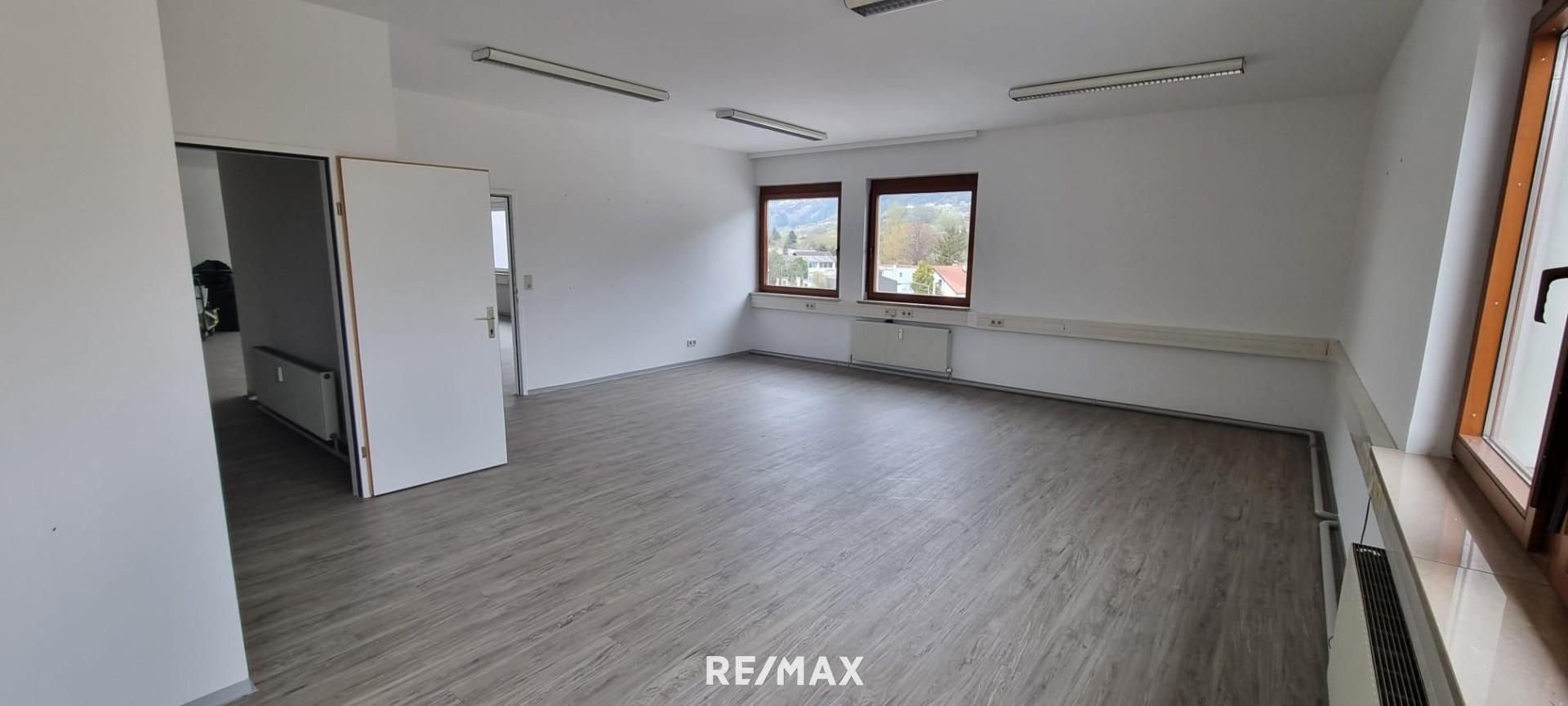 Bürofläche zur Miete 2.265 € 4 Zimmer 264 m²<br/>Bürofläche Rum 6063