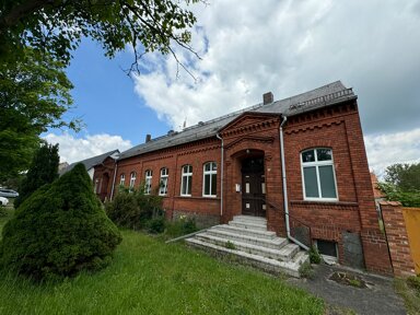 Mehrfamilienhaus zum Kauf als Kapitalanlage geeignet 188.470 € 246,2 m² 8.710 m² Grundstück Kletzke Plattenburg OT Kletzke 19339