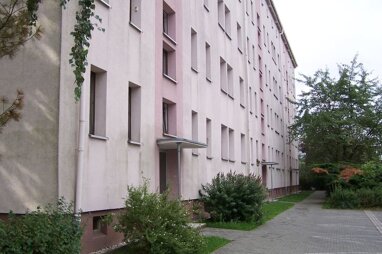 Wohnung zur Miete 407 € 4 Zimmer 67,8 m² 2. Geschoss Dr. Otto-Nuschke-Straße 4 Zeulenroda Zeulenroda-Triebes 07937