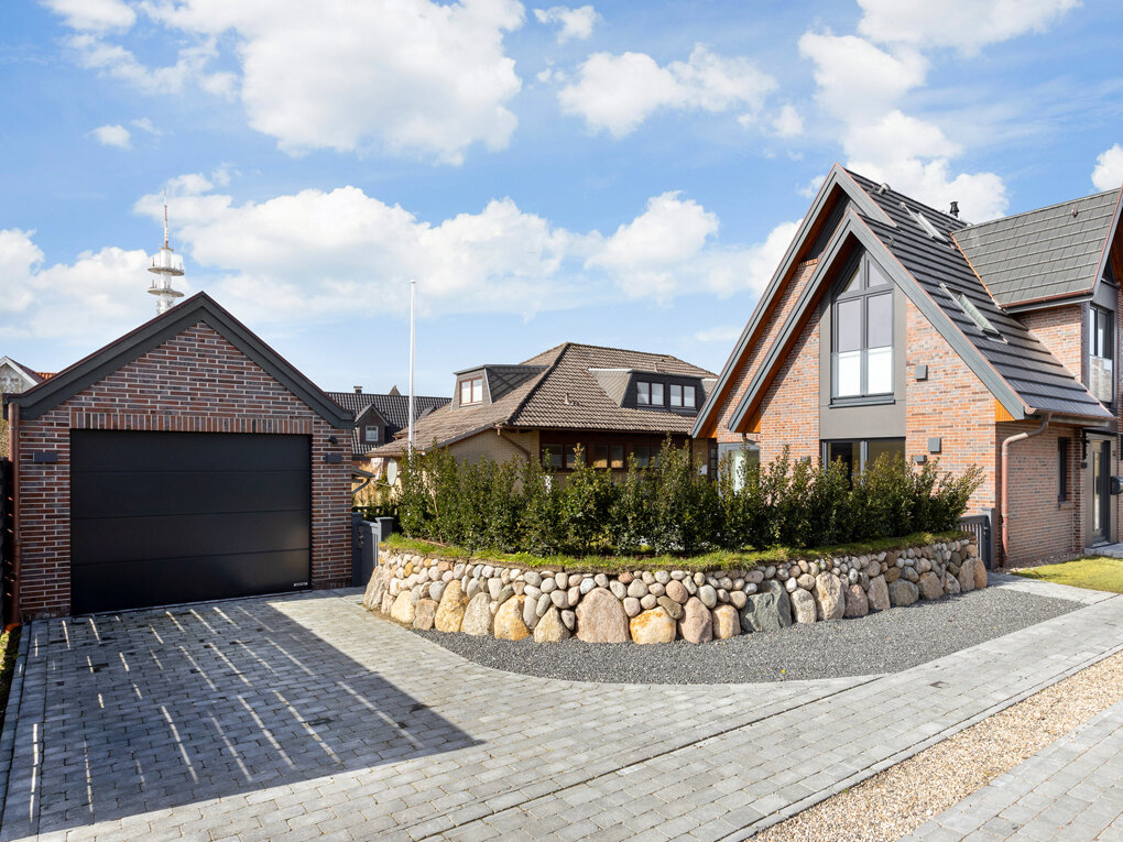 Doppelhaushälfte zum Kauf 1.990.000 € 4 Zimmer 92 m² 499 m² Grundstück Westerland Westerland Sylt 25980