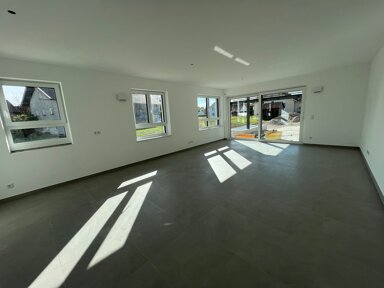 Terrassenwohnung zum Kauf provisionsfrei 523.610 € 3 Zimmer 105,8 m² EG frei ab sofort Hauptstraße 33 Emmerting 84547