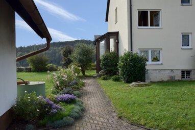 Mehrfamilienhaus zum Kauf 349.000 € 6 Zimmer 180 m² 1.570 m² Grundstück Möchs Hiltpoltstein 91355
