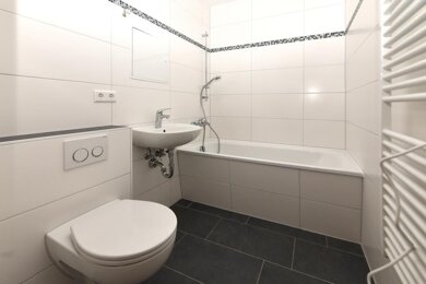 Wohnung zur Miete 373 € 3 Zimmer 70,4 m² 3. Geschoss Gertraudenstraße 58 Hohenstücken Brandenburg 14772