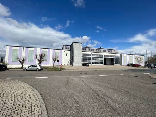 Lagerhalle zur Miete 4.660 m² Lagerfläche teilbar ab 1.560 m² Stuttgarter Straße 30 Wilferdinger Höhe Pforzheim 75179