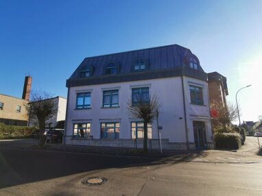 Haus zum Kauf 348,5 m² Waldenburger Straße 109 Limbach-Oberfrohna Limbach-Oberfrohna 09212