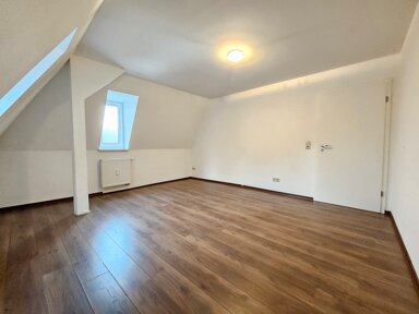 Wohnung zur Miete 407 € 3 Zimmer 74 m² 2. Geschoss Gabelsberger Straße 42 Aue 08280