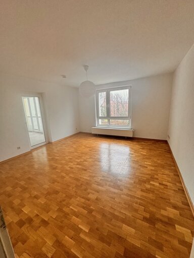 Wohnung zur Miete 575 € 3 Zimmer 72,7 m² 1. Geschoss frei ab sofort Katholische Kirche Frankfurt (Oder) 15230