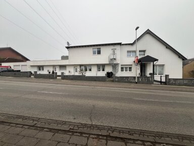 Haus zum Kauf 1.810.000 € 18 Zimmer 524 m² 1.048 m² Grundstück Grube Carl Frechen 50226