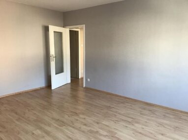 Wohnung zur Miete 339 € 2 Zimmer 50 m² 1. Geschoss Mühlenstraße 59 Untermeiderich Duisburg 47137