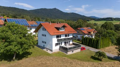 Mehrfamilienhaus zum Kauf 299.000 € 10 Zimmer 220,1 m² 929 m² Grundstück Lam Lam 93462