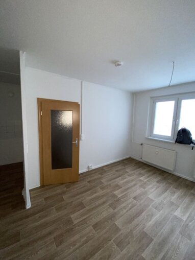 Wohnung zur Miete 448 € 4 Zimmer 73,5 m² 3. Geschoss Jakob-Kaiser-Ring 41 Roter Berg Erfurt 99087