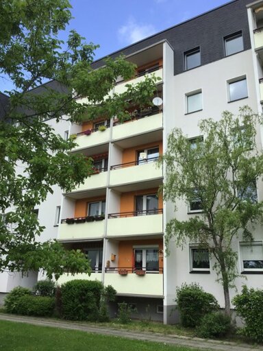 Wohnung zur Miete 425 € 2 Zimmer 48,6 m² 3. Geschoss frei ab 03.02.2025 Rottwerndorfer Str. 12 Leuben (Rottwerndorfer Str.) Dresden 01257