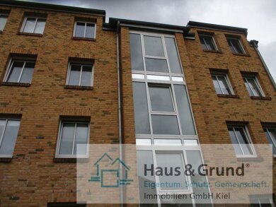 Wohnung zur Miete 555 € 2 Zimmer 62 m² 2. Geschoss frei ab sofort Augustastraße 8 Innenstadt Neumünster 24534