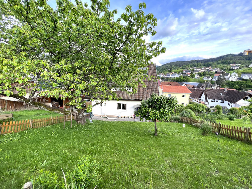 Mehrfamilienhaus zum Kauf 6 Zimmer 150 m²<br/>Wohnfläche 899 m²<br/>Grundstück Bühlertal 77830