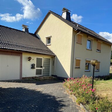 Einfamilienhaus zum Kauf 162.000 € 7 Zimmer 136 m² 600 m² Grundstück Neuenrade Neuenrade 58809