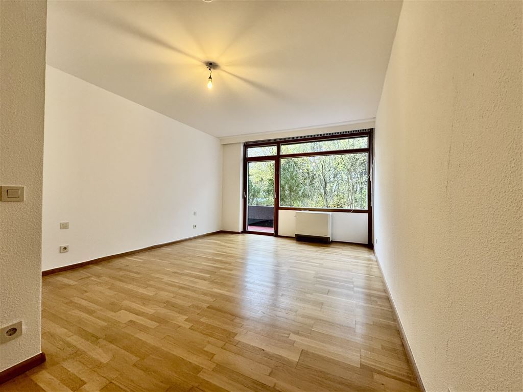 Wohnung zur Miete 700 € 3 Zimmer 87 m²<br/>Wohnfläche ab sofort<br/>Verfügbarkeit Irsch 1 Trier 54296