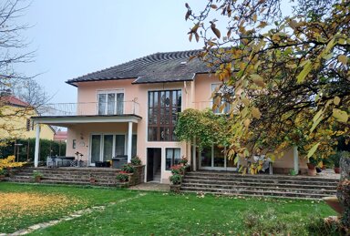 Villa zum Kauf 985.000 € 7,5 Zimmer 330 m² 1.100 m² Grundstück St. Ingbert Sankt Ingbert 66386