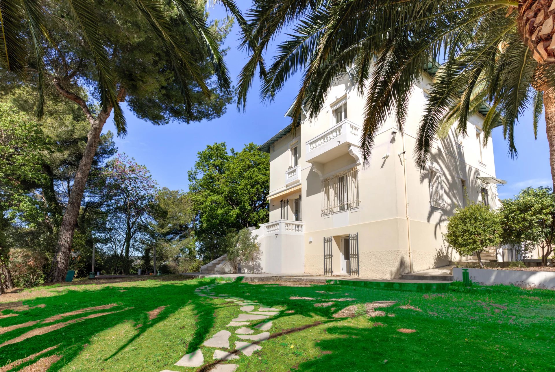 Einfamilienhaus zum Kauf 2.700.000 € 7 Zimmer 247 m²<br/>Wohnfläche 2.638 m²<br/>Grundstück Place de Gaulle ANTIBES 06600