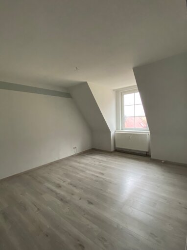 Wohnung zur Miete 404 € 3 Zimmer 73 m² 2. Geschoss Weg der Jugend 33 Pölzig Pölzig 07554