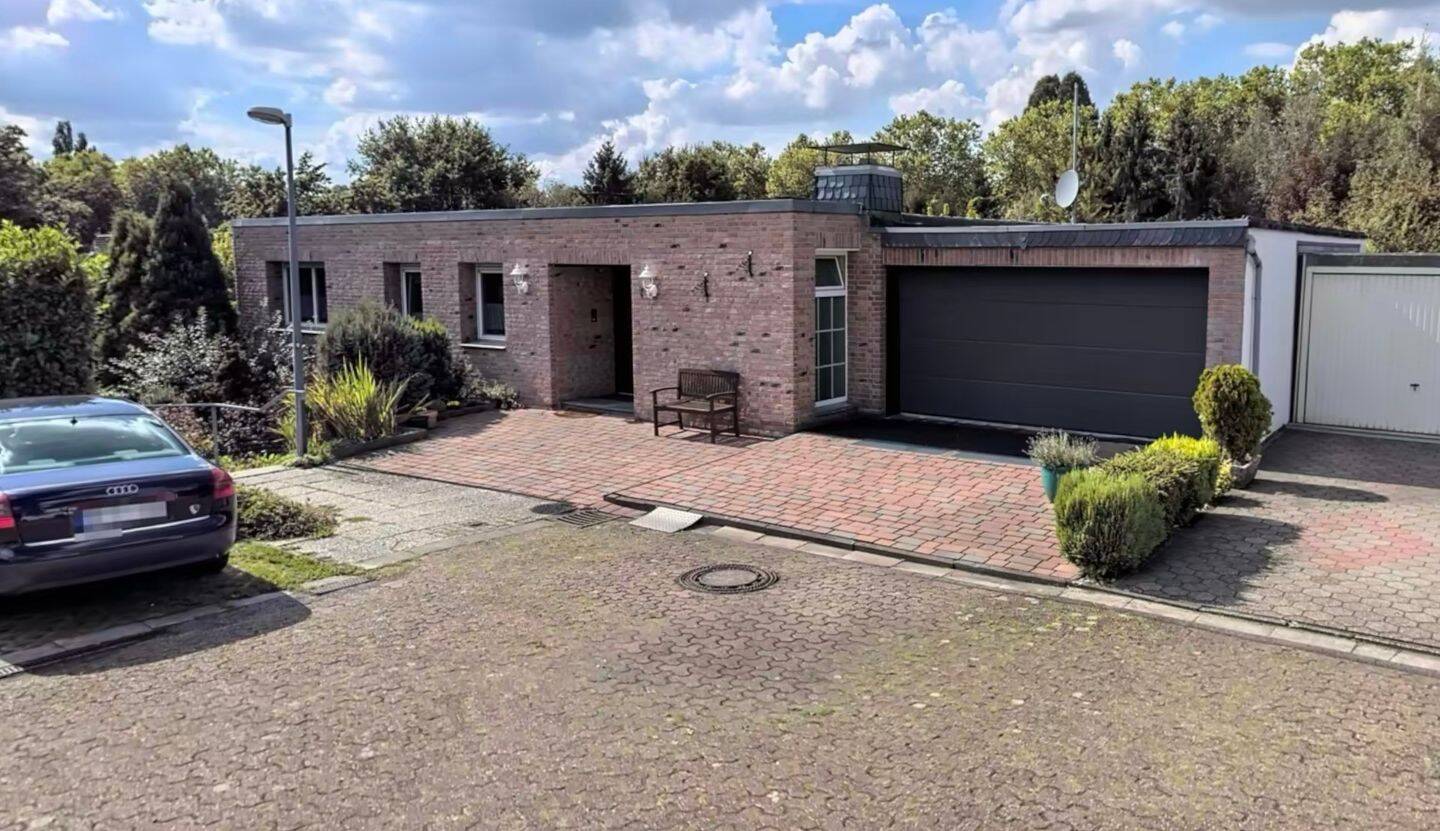 Einfamilienhaus mit Doppelgarage in Herten