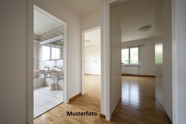 Wohnung zum Kauf Zwangsversteigerung 20.000 € 1 Zimmer 33 m² Geyersberg Freyung 94078