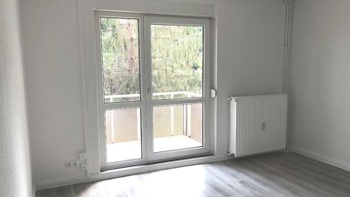 Wohnung zur Miete 290 € 2 Zimmer 48,8 m² 3. Geschoss Schladebacher Straße 77 Bad Dürrenberg Bad Dürrenberg 06231