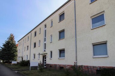 Wohnung zum Kauf 99.000 € 2 Zimmer 49,5 m² 1. Geschoss Radebeul 01445