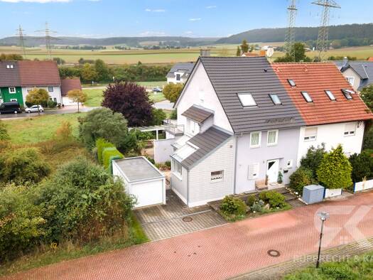 Doppelhaushälfte zum Kauf 499.000 € 6 Zimmer 210 m² 475 m² Grundstück Lerchenfeld Weiden in der Oberpfalz 92637