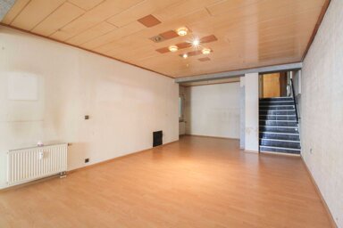 Mehrfamilienhaus zum Kauf 379.000 € 11 Zimmer 227,3 m² 264,1 m² Grundstück Nieder-Saulheim Saulheim 55291