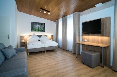 Apartment zur Miete Wohnen auf Zeit 1.600 € 1 Zimmer 34 m² Bühlenstraße Holzgerlingen 71088