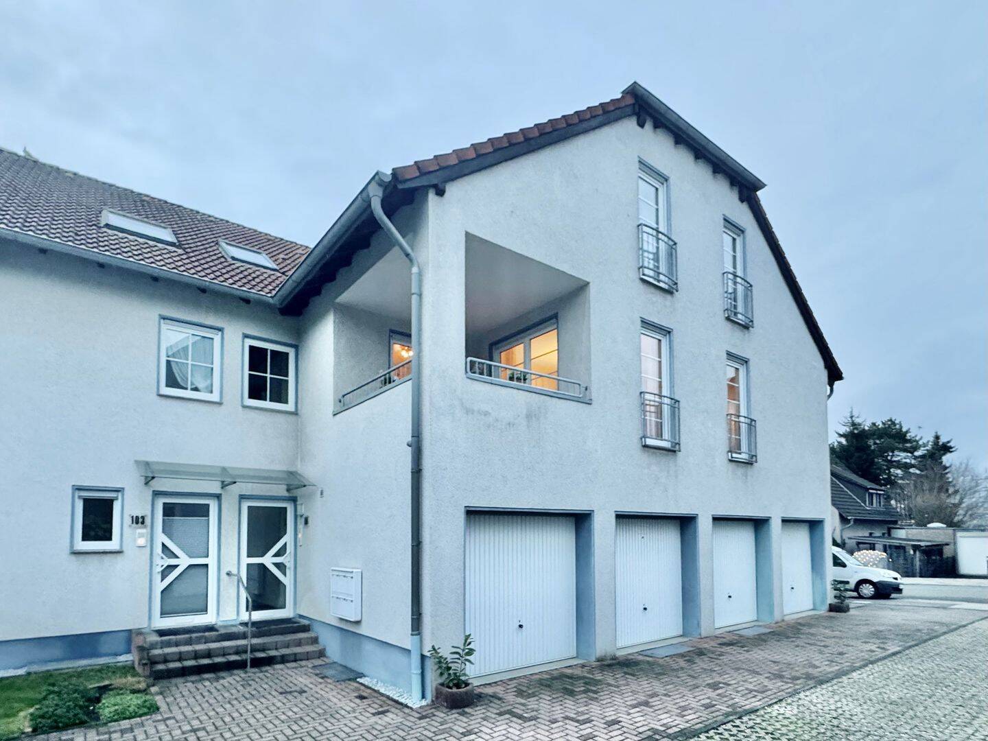 Traumhafte Eigentumswohnung mit Loggia und Garage in Mülheim an der Ruhr