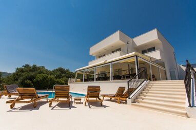Villa zum Kauf 960.000 € 5 Zimmer 320 m² 955 m² Grundstück Trogir