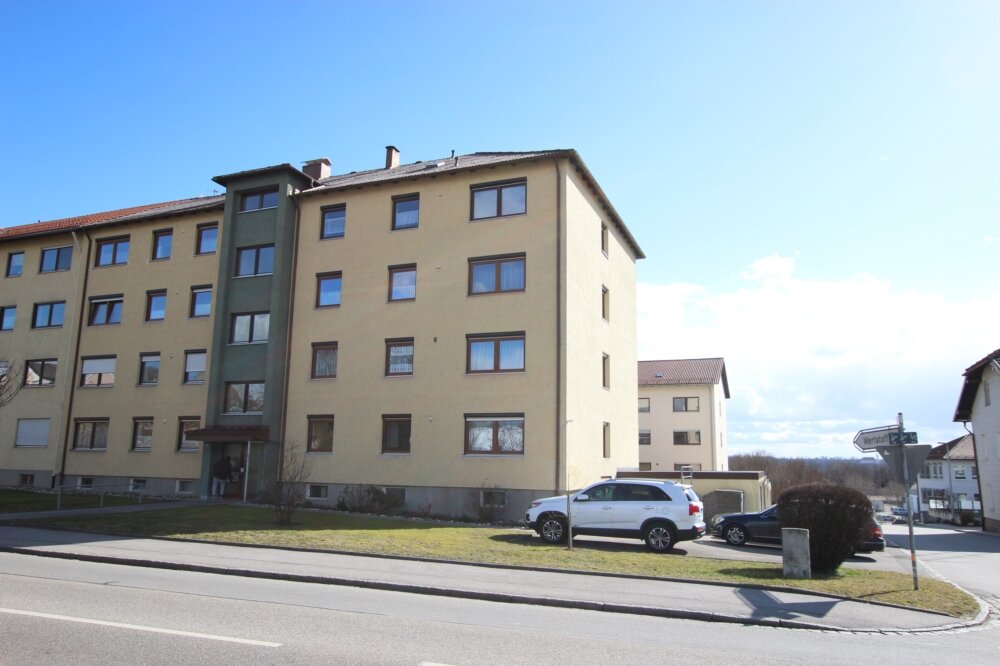 Wohnung zum Kauf 119.000 € 2 Zimmer 56,2 m²<br/>Wohnfläche 3. Stock<br/>Geschoss Simbach Simbach a.Inn 84359