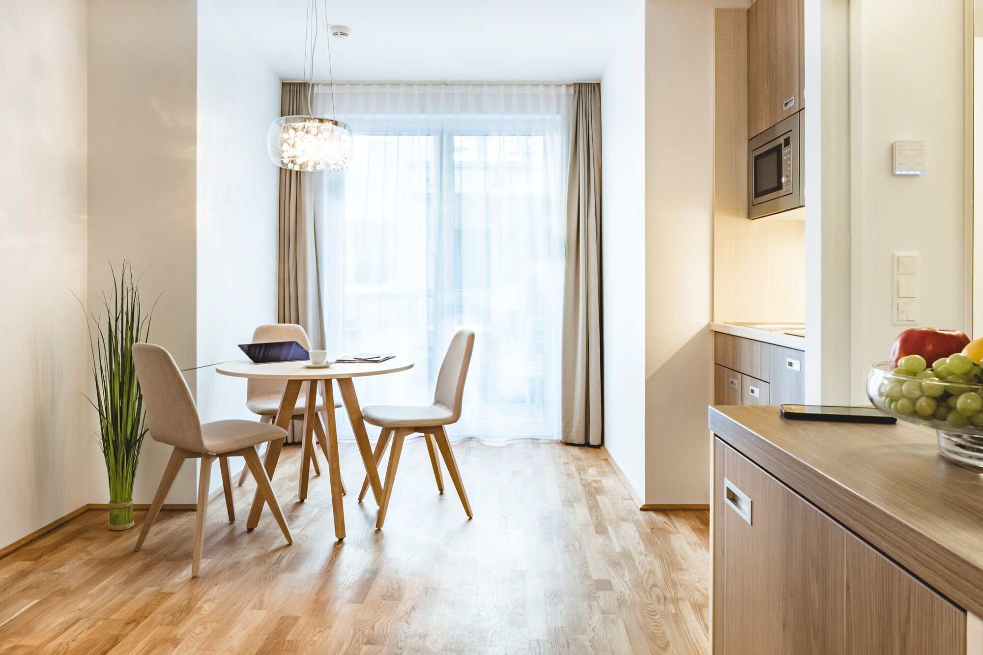 Wohnung zur Miete Wohnen auf Zeit 2.715,57 € 1 Zimmer 40 m²<br/>Wohnfläche ab sofort<br/>Verfügbarkeit Wien 1060