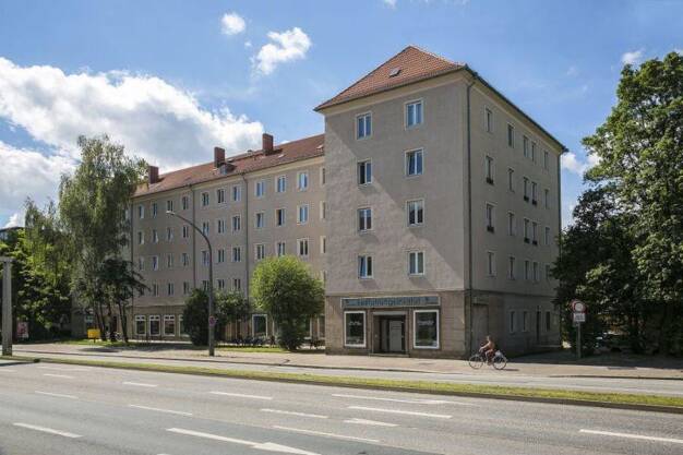 Wohnung zur Miete 660 € 3 Zimmer 77,5 m² 3. Geschoss frei ab 05.07.2025 Nürnberger Str. 2 Südvorstadt-West (Nürnberger Platz/TU) Dresden 01187