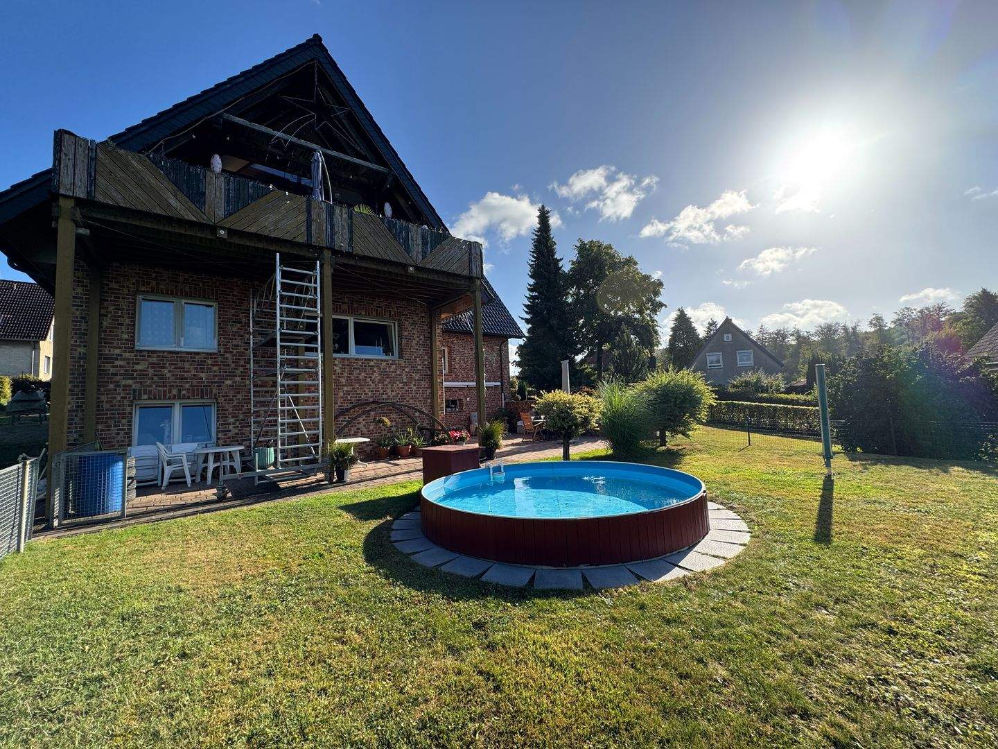 Immobilie in Dörentrup - Traumhaft wohnen - Mehrgenerationen-Haus in Dörentrup - Bild 2