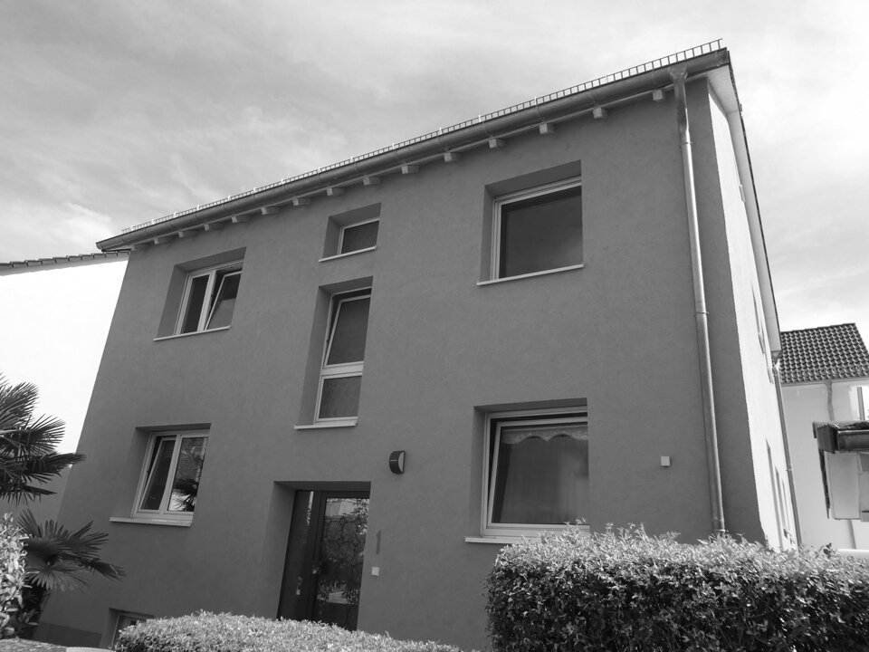 Mehrfamilienhaus zum Kauf 655.000 € 7 Zimmer 220 m²<br/>Wohnfläche 327 m²<br/>Grundstück Bischofsheim 65474