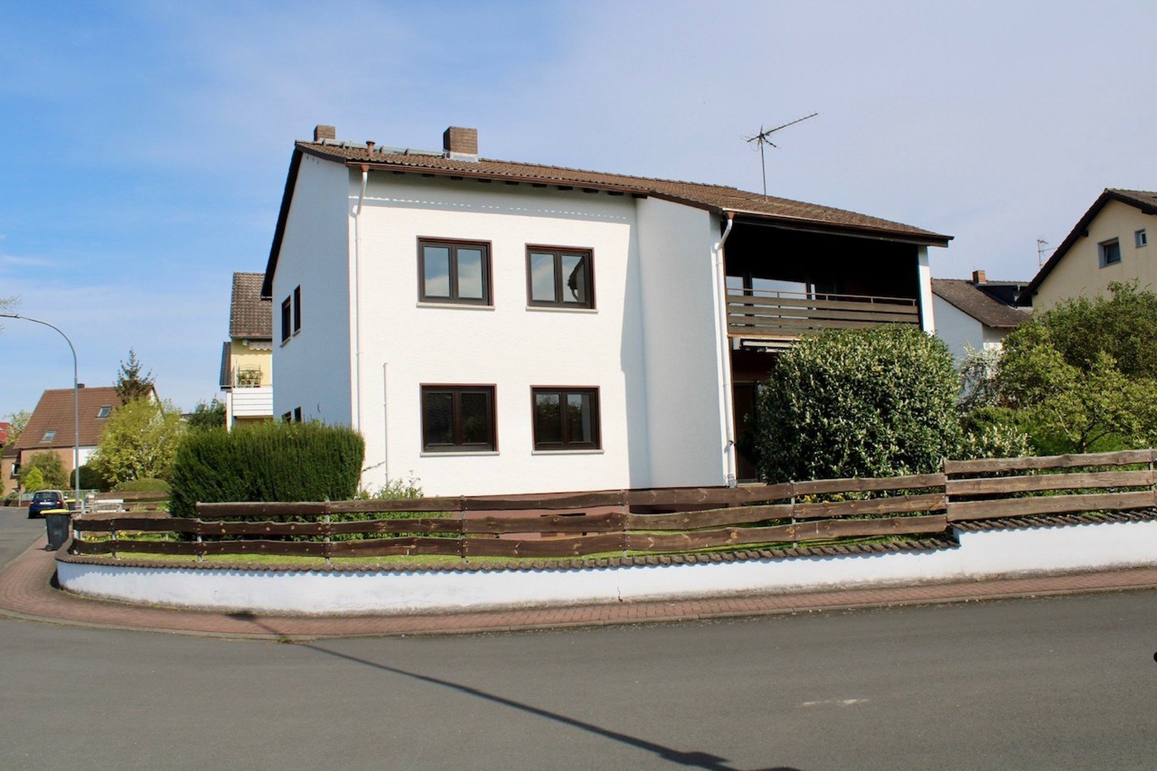 Einfamilienhaus zum Kauf Provisionsfrei 549.000 € 6 Zimmer 162 m²<br/>Wohnfläche 661 m²<br/>Grundstück Assenheim Niddatal 61194