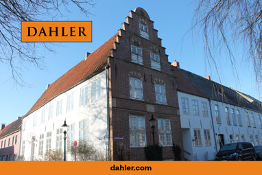 Stadthaus zum Kauf 395.000 € 13 Zimmer 345 m² 308 m² Grundstück Friedrichstadt 25840