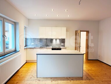 Wohnung zur Miete 750 € 2,5 Zimmer 84 m² Erdgeschoss Goldbach Goldbach 63773
