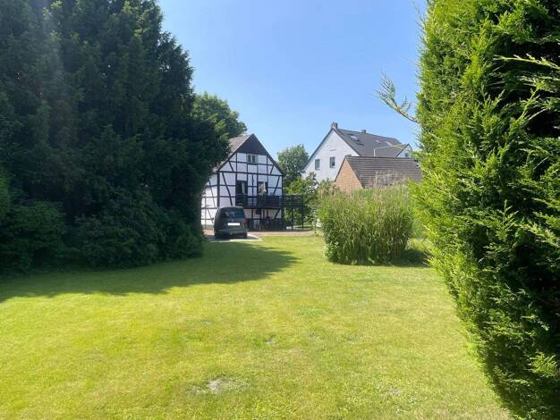 Mehrfamilienhaus zum Kauf 590.000 € 10,5 Zimmer 300 m² 1.439 m² Grundstück frei ab sofort Buer Gelsenkirchen 45894