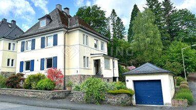 Einfamilienhaus zum Kauf 395.000 € 10 Zimmer 205,9 m² 782 m² Grundstück Geisweid - Ruhrst / Hoher Rain Siegen 57078