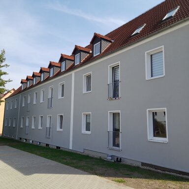 Wohnung zur Miete 390 € 4 Zimmer 70,6 m² 1. Geschoss frei ab sofort Ernst-Thälmann-Straße 22 Tröglitz Elsteraue 06729