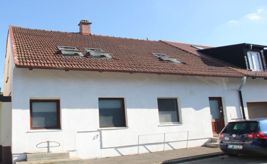 Mehrfamilienhaus zum Kauf 629.000 € 5 Zimmer 130 m²<br/>Wohnfläche 164 m²<br/>Grundstück Altaubing München 81245