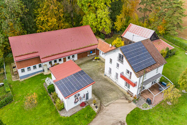 Bauernhaus zum Kauf Provisionsfrei 1.950.000 € 8 Zimmer 270 m² 9.241 m² Grundstück Kalvarienbergsiedlung 1 Stühlingen Stühlingen 79780