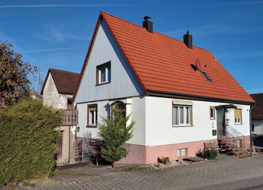 Einfamilienhaus zum Kauf provisionsfrei 345.000 € 7 Zimmer 135 m² 404 m² Grundstück frei ab 01.10.2025 Conweiler Straubenhardt 75334