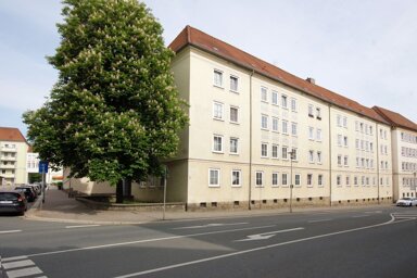 Wohnung zur Miete 289 € 3 Zimmer 68,6 m² 2. Geschoss Siegener Straße 4 Neundorfer Vorstadt Plauen 08523