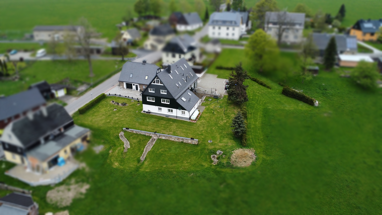 Mehrfamilienhaus zum Kauf 437.000 € 14 Zimmer 310 m² 3.700 m² Grundstück Deutschneudorf Deutschneudorf 09548
