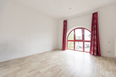 Studio zur Miete 313 € 2 Zimmer 45,4 m² 2. Geschoss Stollberg Stollberg/Erzgeb. 09366