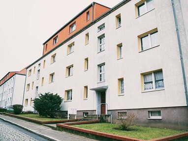 Wohnung zur Miete 385 € 2 Zimmer 53,6 m² 2. Geschoss Rosa-Luxemburg-Straße 12 Prenzlau Prenzlau 17291